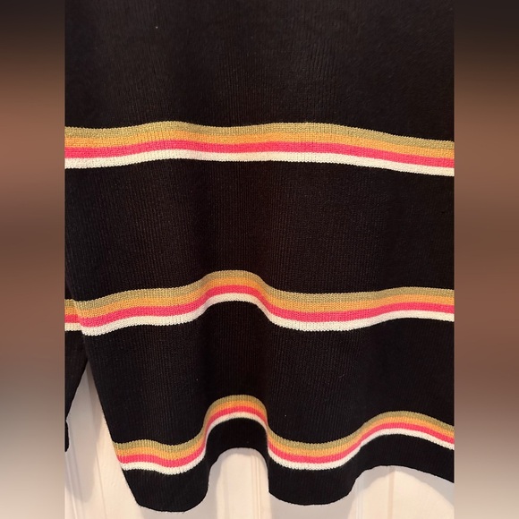 NWT Women’s Long Drop Sleeve Crew Neck Over Sized Sweater - Picture 5 of 5